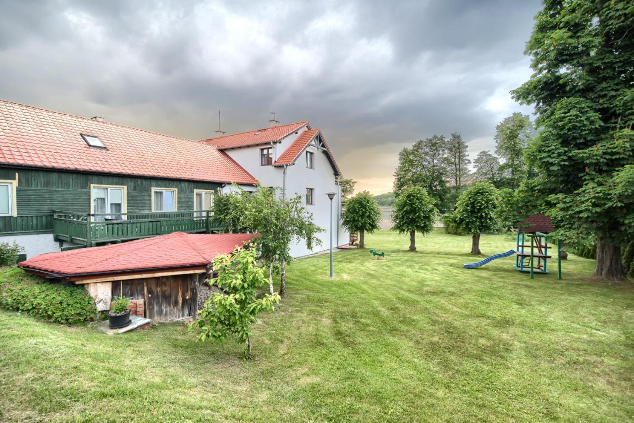Gosciniec Zielony Domek Mrągowo Exterior foto